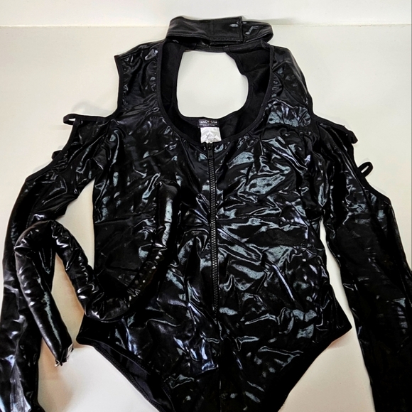 NEW Yandy Cat Fight Catwoman Sexy Wet Look Bodysuit Costume Set Medium - Picture 2 of 5